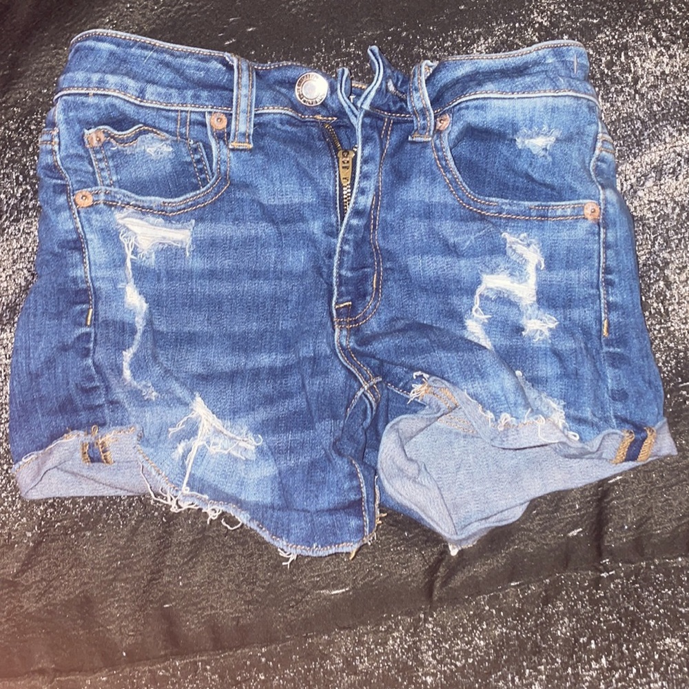 American eagle shorts cute! New I just don’t wear them 😭 lol